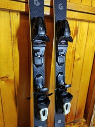 LYŽE HEAD SHAPE SX BLACK EDITION 156CM